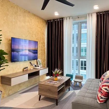 Metrocity Square Condominium-3R2B-9 Pax Kuching Exterior photo